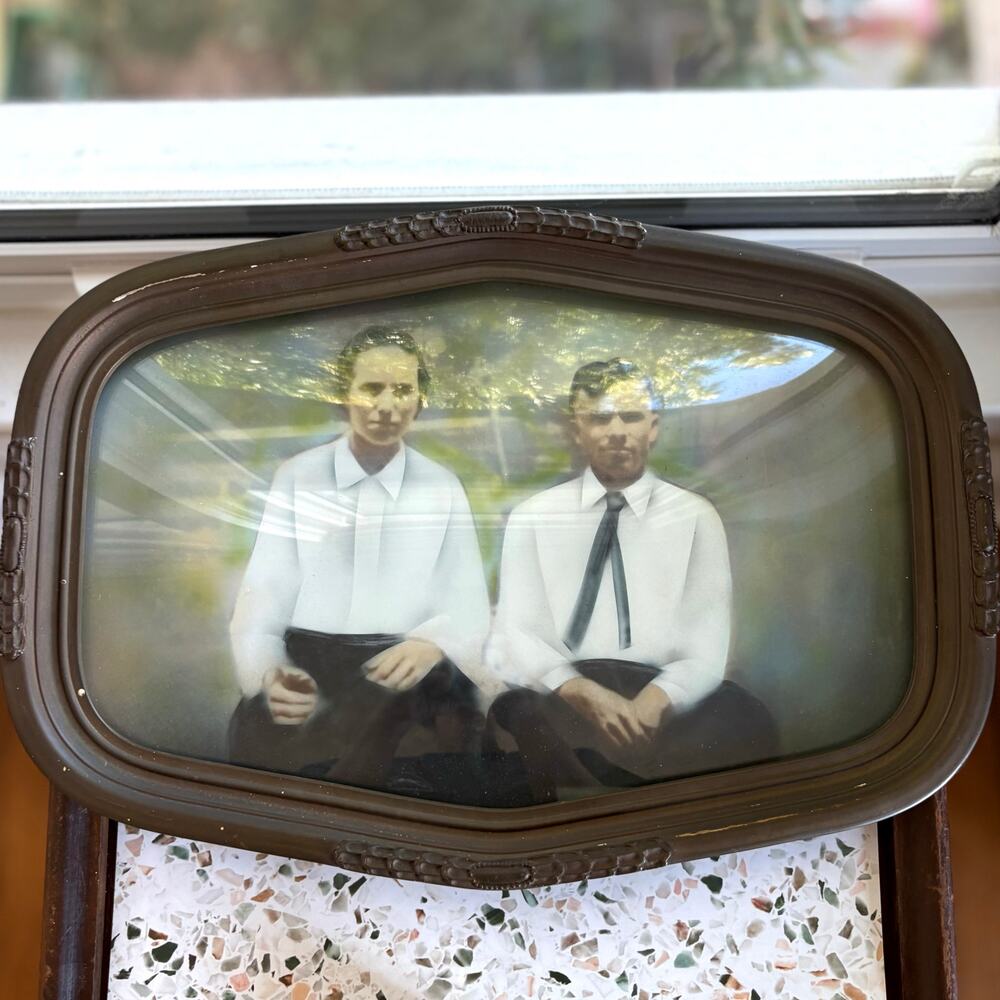 Vintage Convex Glass Portrait Frame Couple Photo Bubble Glass 16.75”